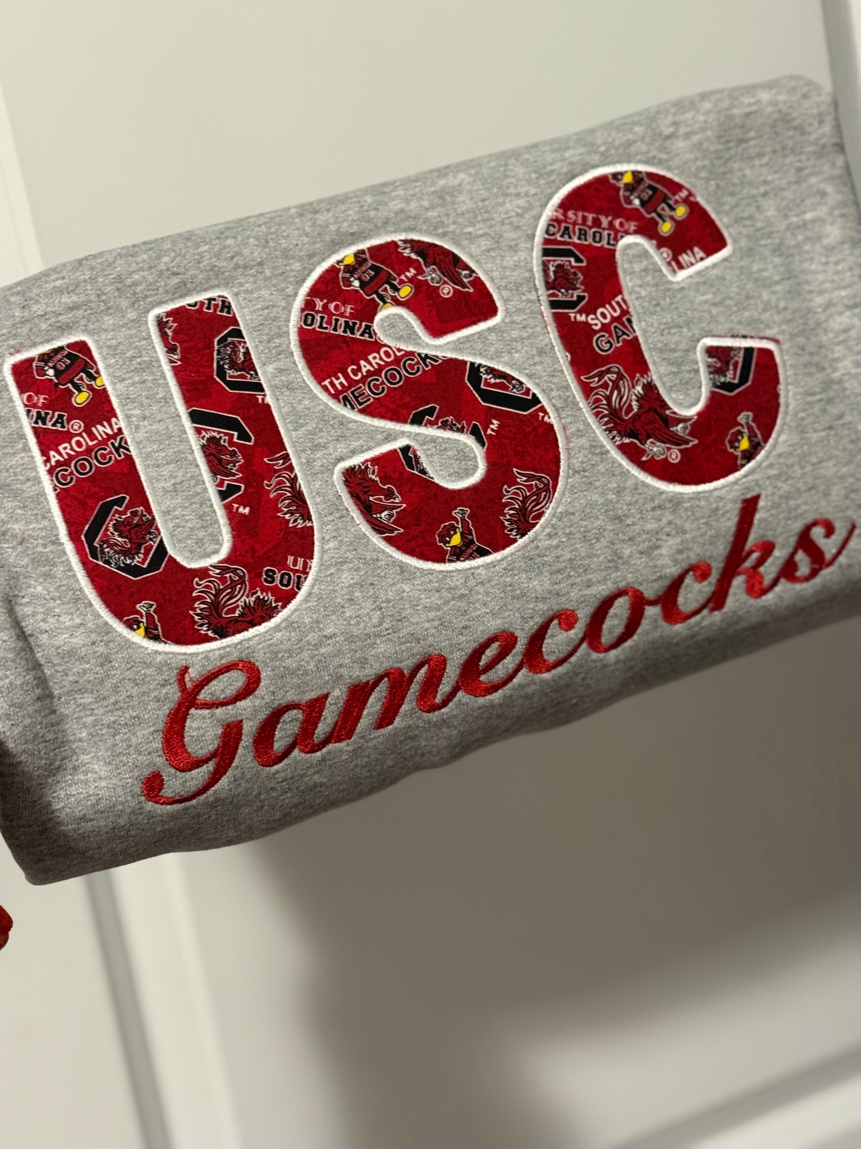 USC Gamecocks Embroidered Sweatshirt – Fabric Appliqué Collegiate Crewneck