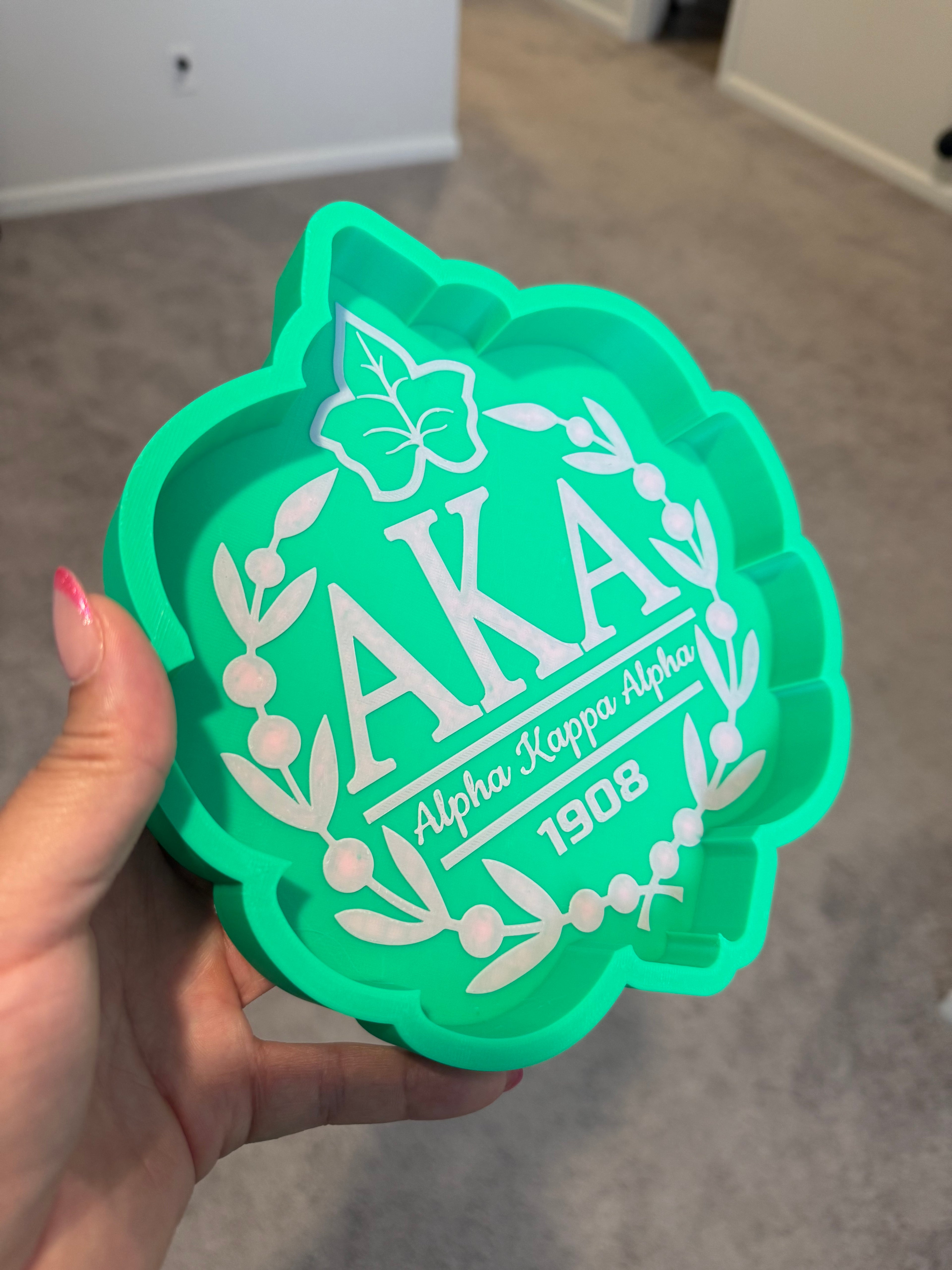AKA Ivy & Pearl 3D Printed Catchall Tray | Alpha Kappa Alpha Inspired Jewelry & Key Tray